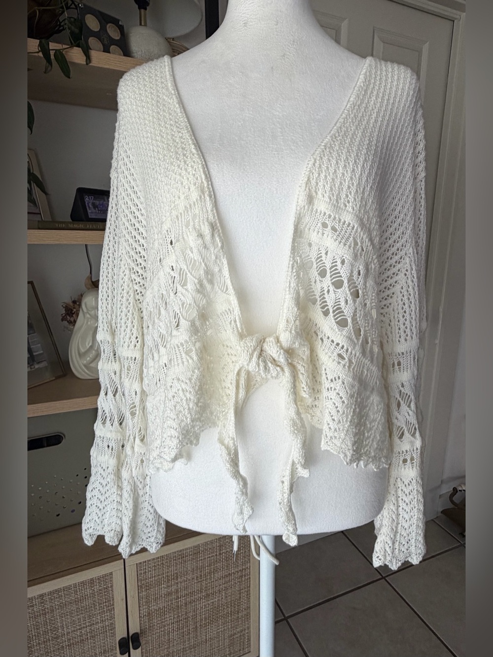 Lane Bryant 22/24W White Crochet Cardigan Tie Front Bell Sleeve Boho Plus Size